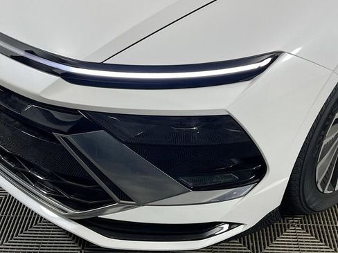 New 2025 Hyundai Sonata SEL image 3