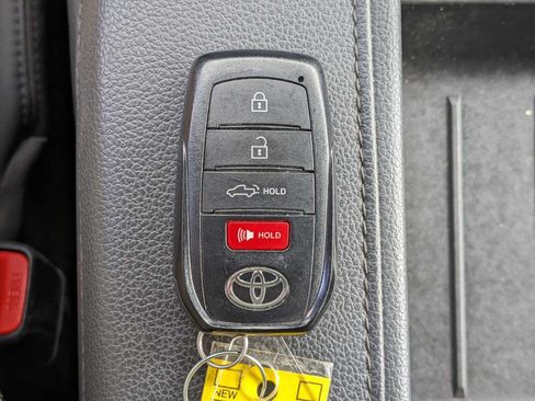 Used 2023 Toyota Tundra Limited w/ TRD Off-Road Package AWD/4WD image 32