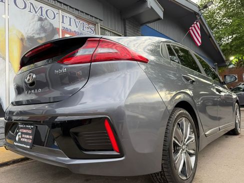 Used 2017 Hyundai Ioniq Limited FWD image 3