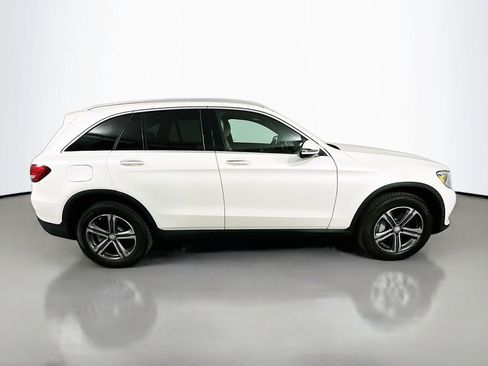 Used 2017 Mercedes-Benz GLC 300 4MATIC w/ Premium 1 Package image 4