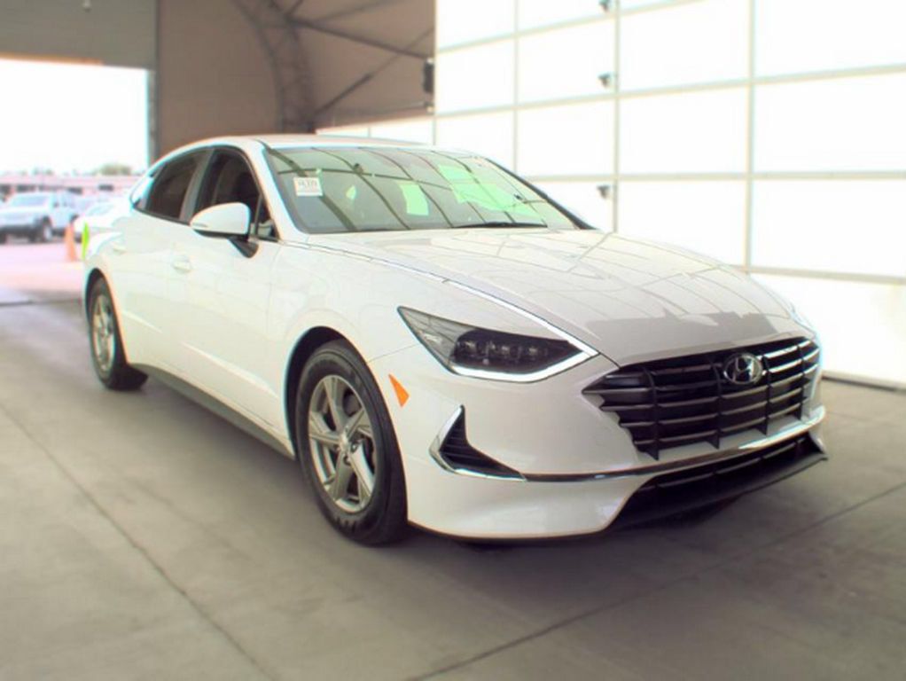 Used 2023 Hyundai Sonata SE FWD image 4