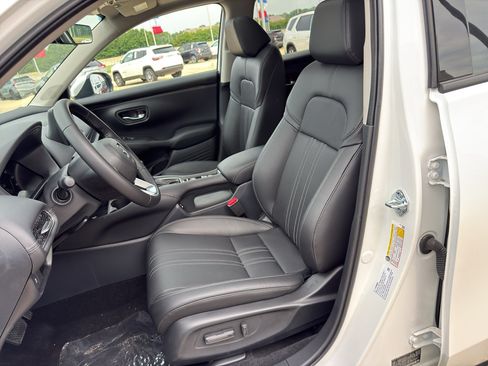 New 2026 Honda HR-V EX-L image 11