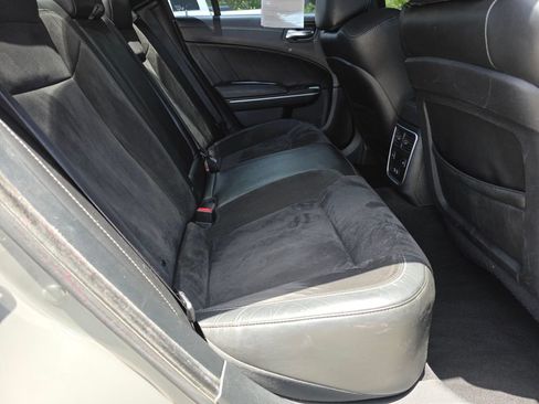 Used 2019 Dodge Charger Scat Pack w/ Plus Group RWD image 18