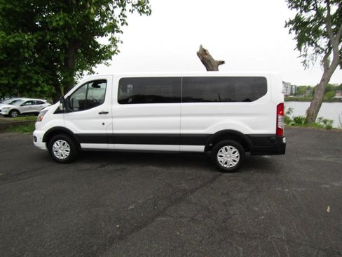 Used 2024 Ford Transit 350 XLT RWD image 4