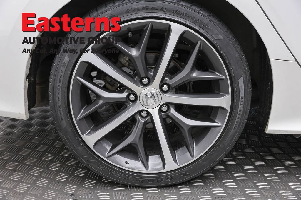 Used 2022 Honda Civic Touring image 31