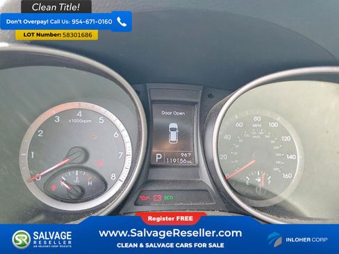 Used 2015 Hyundai Santa Fe Sport FWD image 12