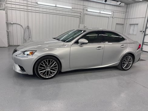 Used 2014 Lexus IS 250 RWD image 13