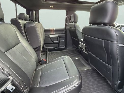 Used 2020 Ford F150 Lariat w/ Equipment Group 502A Luxury image 13