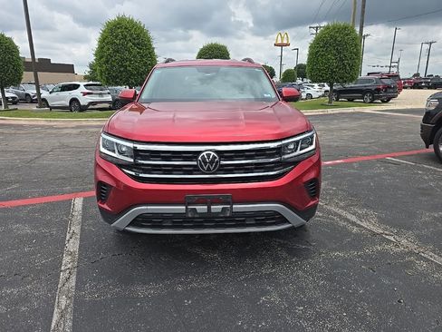 Used 2023 Volkswagen Atlas SE w/ Black Wheel Package FWD image 2
