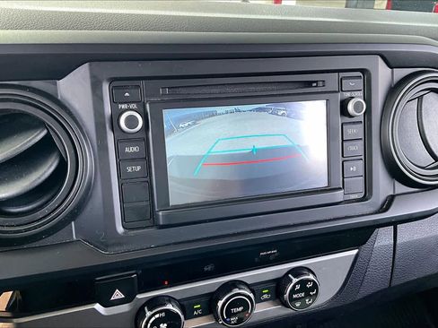 Used 2018 Toyota Tacoma SR w/ SR Convenience Package image 21