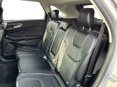 Used 2017 Ford Edge Titanium image 13