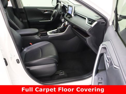 Used 2020 Toyota RAV4 Limited image 42