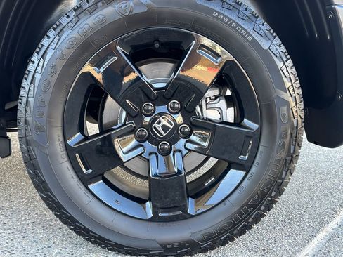 Used 2025 Honda Ridgeline Black Edition image 31