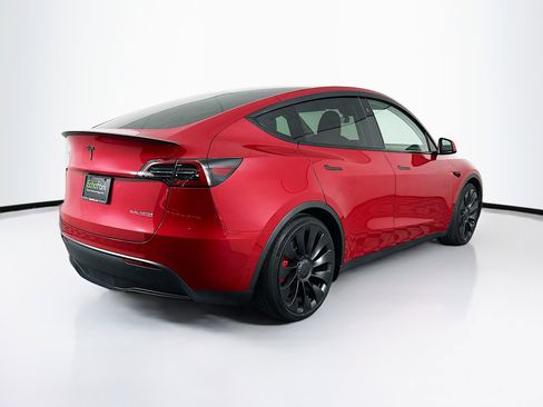 Used 2023 Tesla Model Y Performance image 10