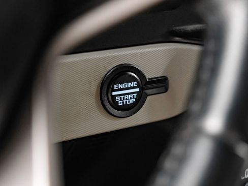 Used 2023 Ford Bronco Wildtrak AWD/4WD image 19