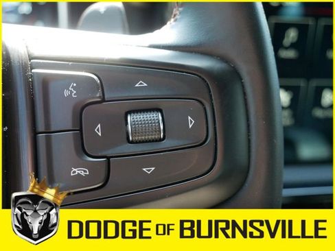 Used 2024 GMC Sierra 1500 AT4 w/ Technology Package AWD/4WD image 28