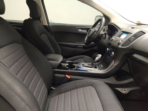Used 2016 Ford Edge SE AWD/4WD image 21