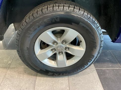 Used 2019 RAM 1500 Classic SLT w/ Luxury Group AWD/4WD image 7
