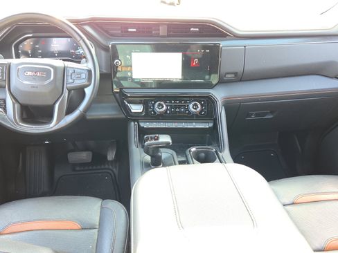 Used 2024 GMC Sierra 1500 AT4 w/ Technology Package image 14