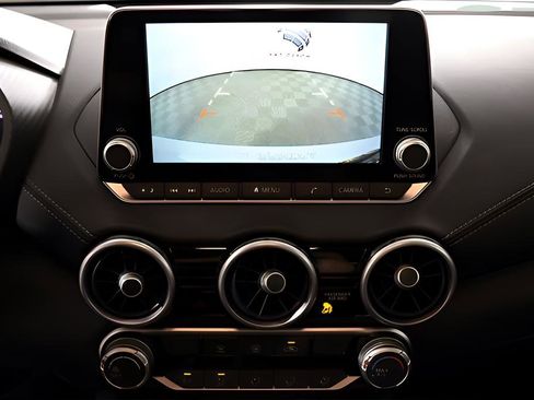 Used 2025 Nissan Sentra SV image 30