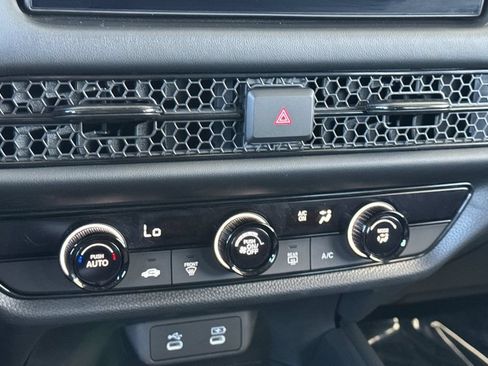 Certified 2026 Honda HR-V LX image 24
