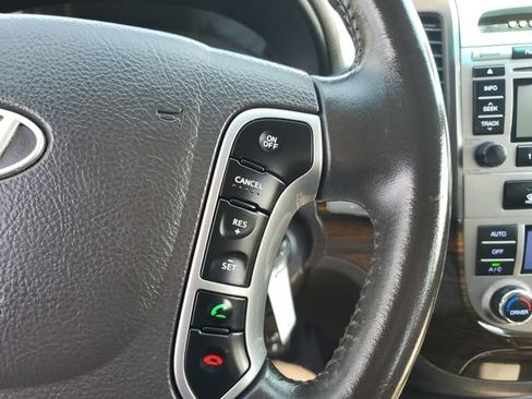 Used 2010 Hyundai Santa Fe Limited AWD/4WD image 14