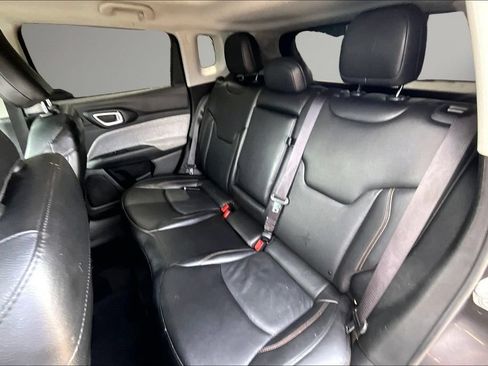 Used 2022 Jeep Compass Latitude w/ Sun and Sound Group AWD/4WD image 23