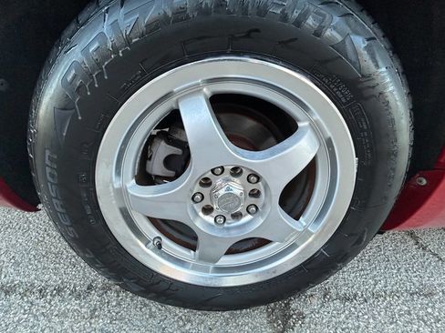 Used 2010 Toyota Camry LE image 27