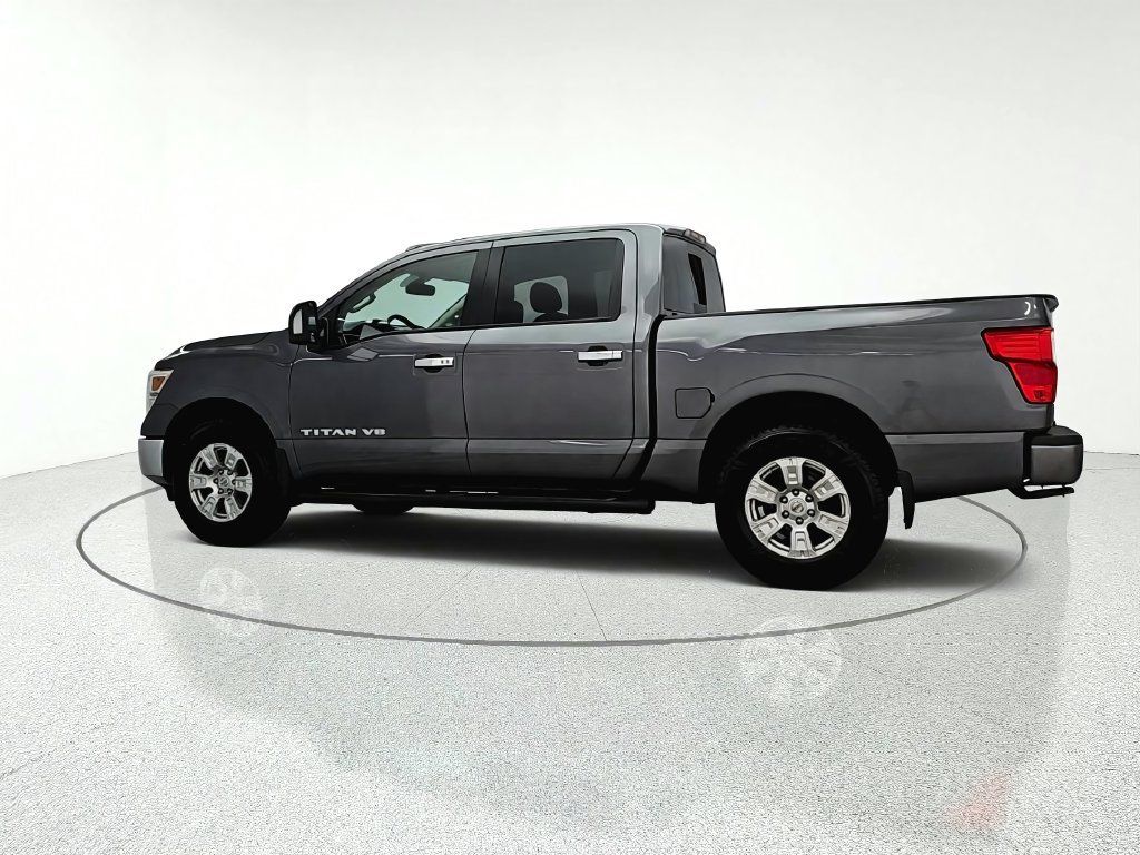 Used 2019 Nissan Titan SV w/ SV Convenience Package AWD/4WD image 7