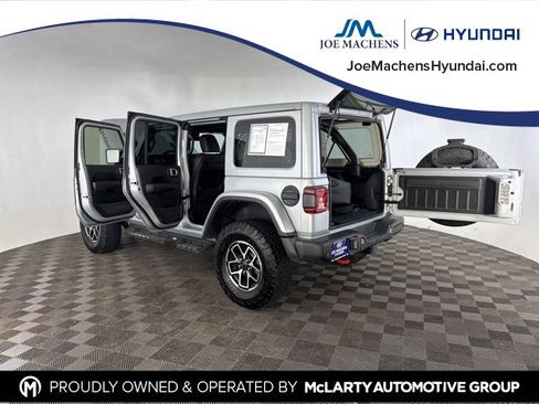 Used 2024 Jeep Wrangler Unlimited Rubicon image 19