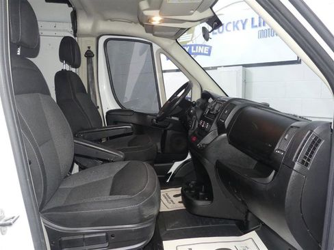 Used 2016 RAM ProMaster 1500 w/ Interior Convenience Group image 18