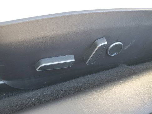 Used 2022 Tesla Model 3 Long Range image 16