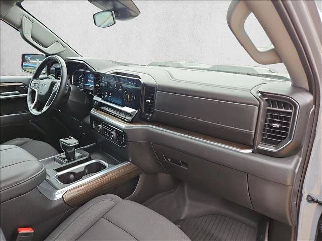 Certified 2024 Chevrolet Silverado 1500 LT Trail Boss w/ LPO, Dark Essentials Package AWD/4WD image 22