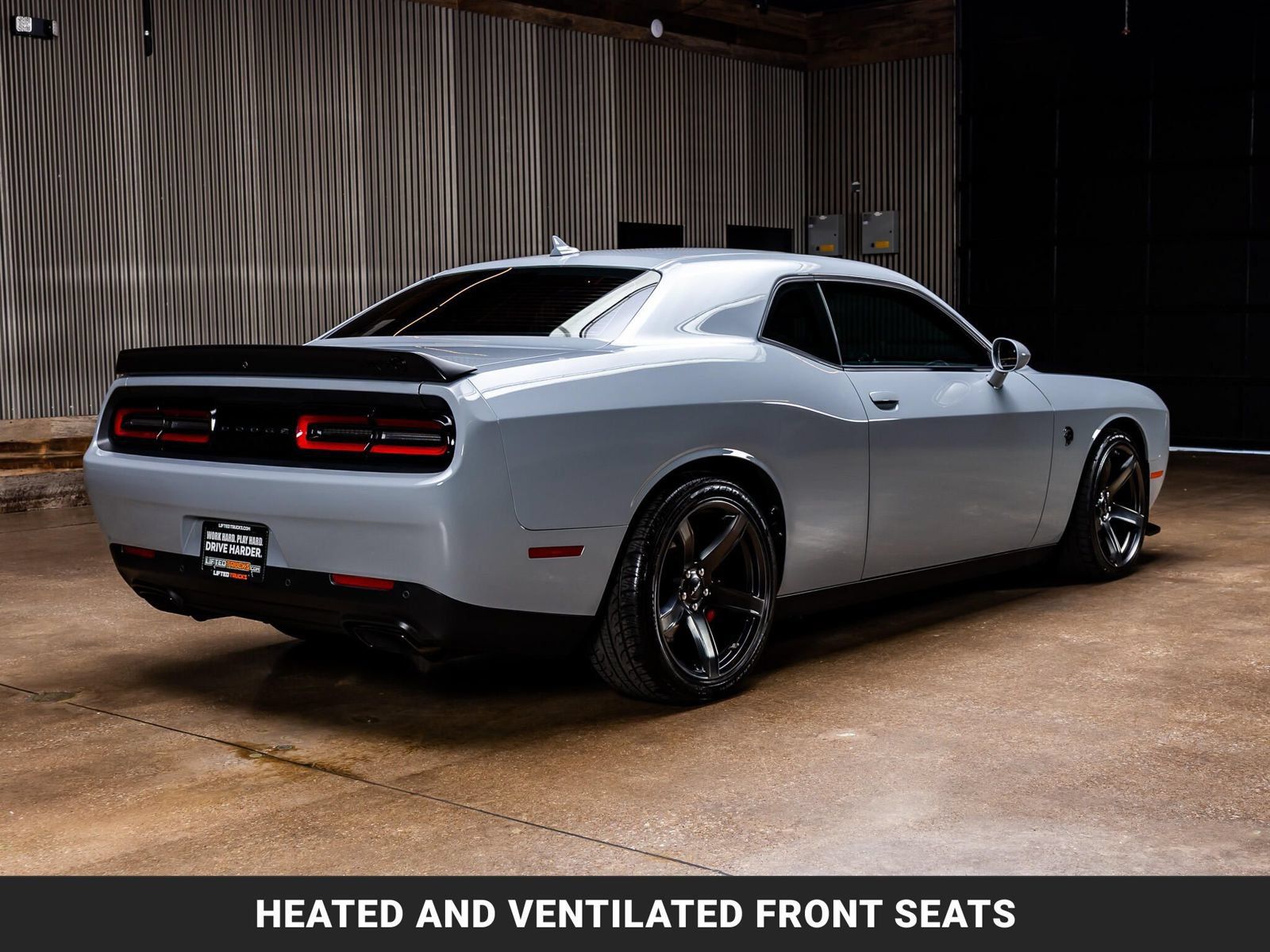 Used 2022 Dodge Challenger SRT Hellcat Redeye RWD image 9
