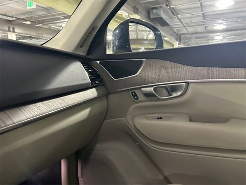 Certified 2024 Volvo XC90 T8 Plus w/ Protection Package Premier image 19