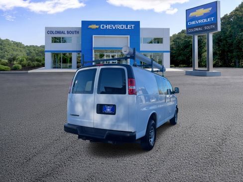 Certified 2024 Chevrolet Express 3500 w/ Driver Convenience Package image 6