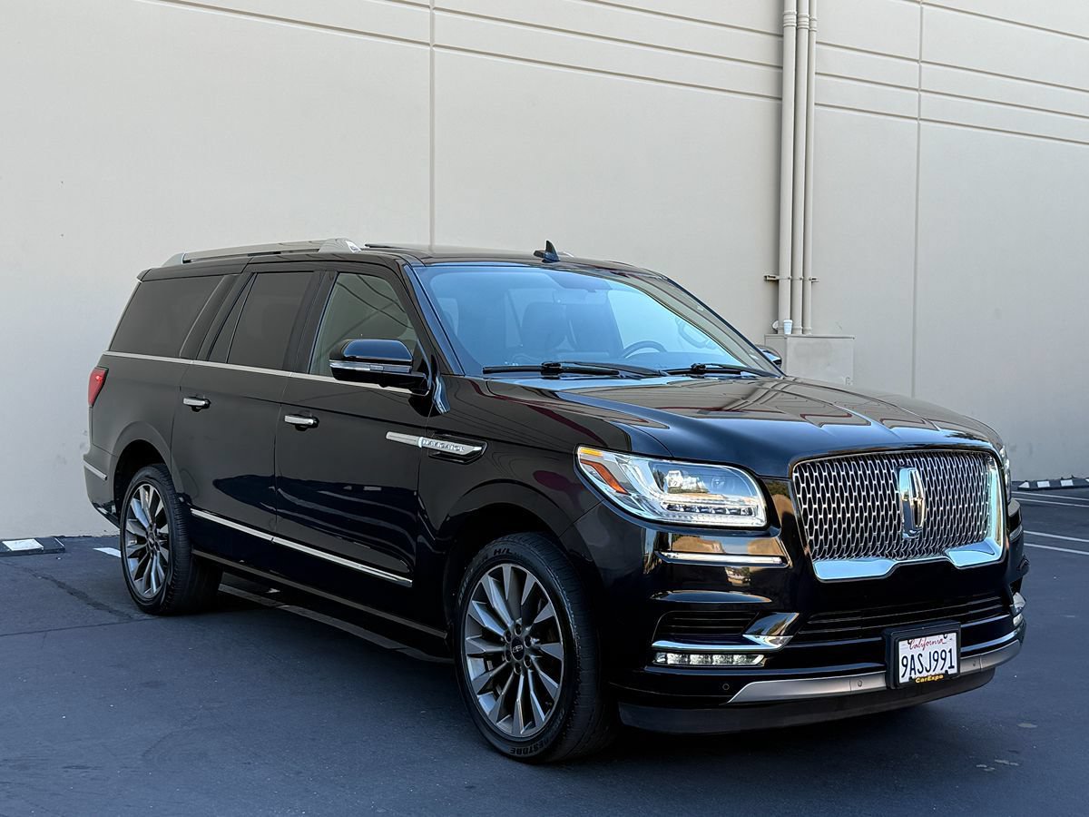 Used 2019 Lincoln Navigator L Select RWD image 43