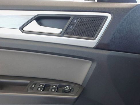 Used 2021 Volkswagen Atlas S image 14