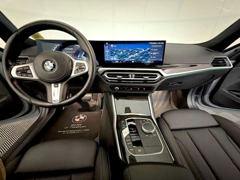 Used 2023 BMW 330i xDrive Sedan w/ M Sport Package AWD/4WD image 16