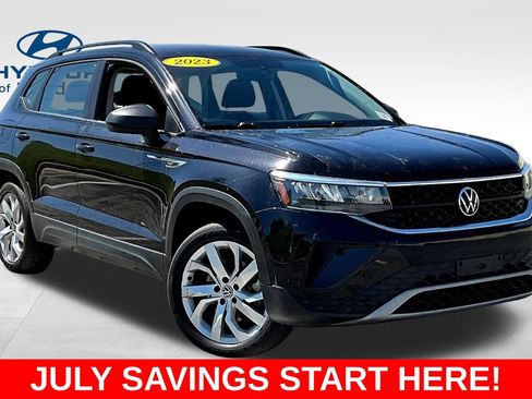 Used 2023 Volkswagen Taos S AWD/4WD image 3