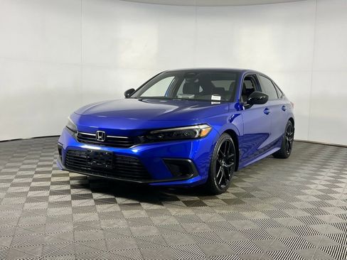 Used 2024 Honda Civic Sport image 3