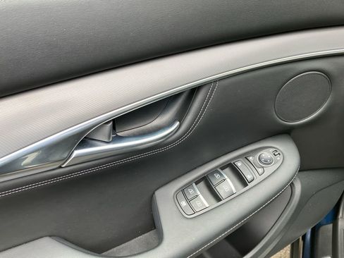 Used 2023 INFINITI QX55 Luxe w/ Cargo Package image 12