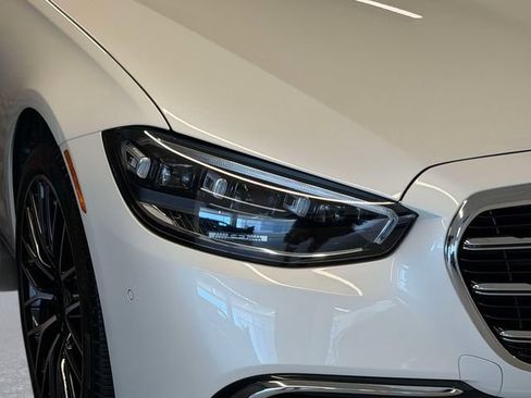 Certified 2023 Mercedes-Benz S 500 4MATIC image 9