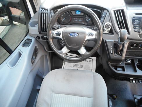 Used 2017 Ford Transit 250 130 Medium Roof RWD image 30
