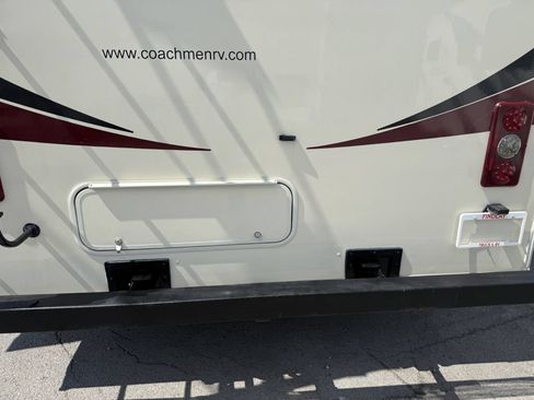 Used 2017 Ford E-450 and Econoline 450 Super Duty w/ Motorhome Prep Package RWD image 11