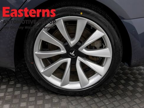 Used 2018 Tesla Model 3 Long Range AWD/4WD image 27