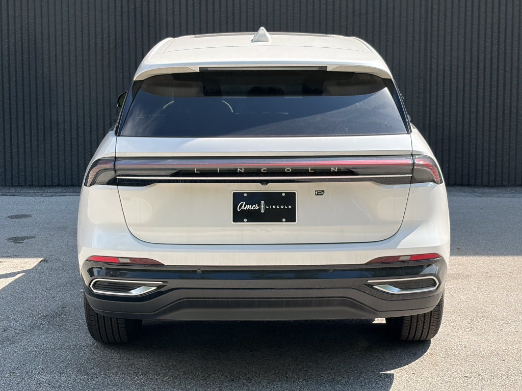 New 2026 Lincoln Nautilus Premier w/ Equipment Group 102A AWD/4WD image 6