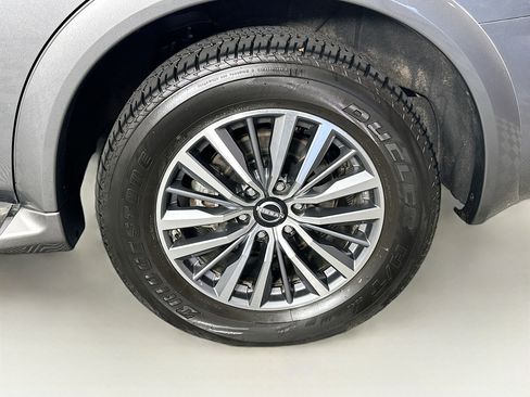 Used 2024 Nissan Armada SL w/ Captain's Chairs Package image 11