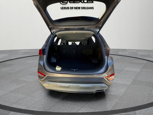 Used 2019 Hyundai Santa Fe SEL image 6