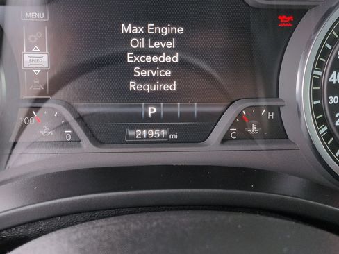 Used 2025 RAM 1500 Laramie w/ Sport Appearance Package AWD/4WD image 27